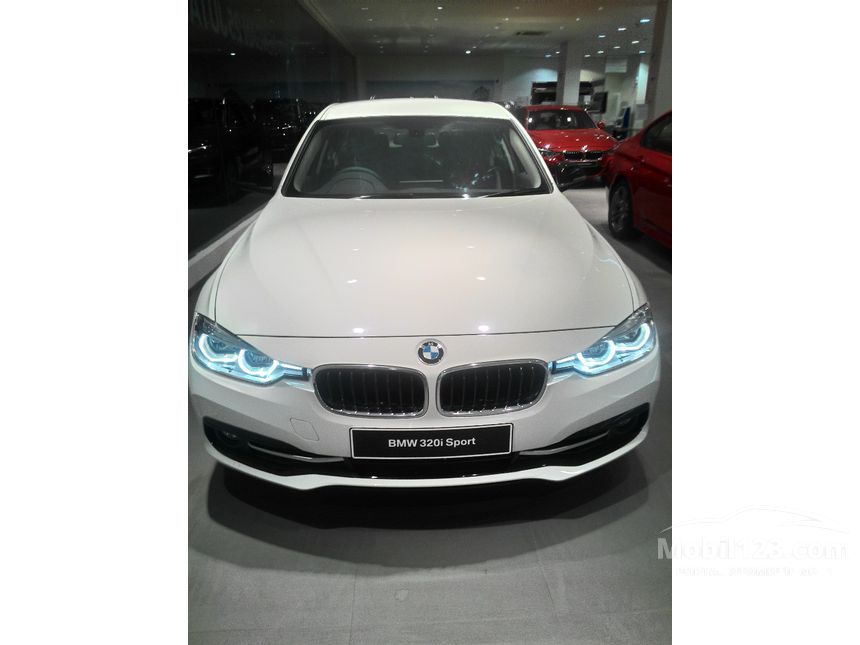 Jual Mobil  BMW 320i 2019 Sport  2 0 di  DKI Jakarta  