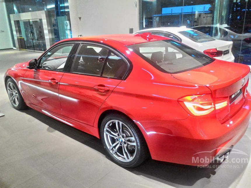  BMW 330i 2019 M Sport 2 0 di DKI Jakarta Automatic Sedan 