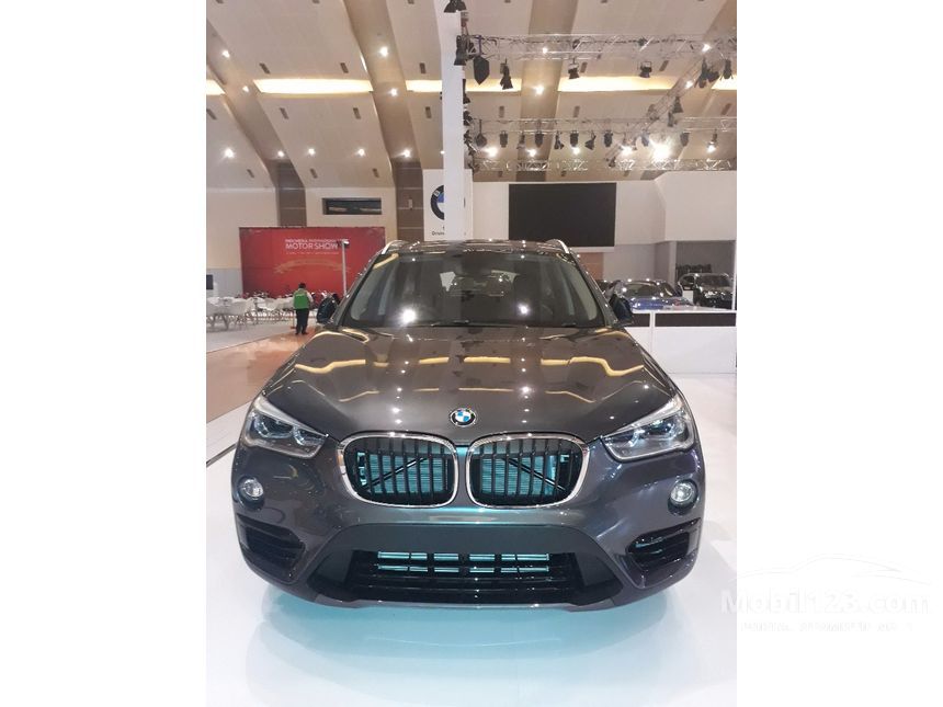 baru jalan 2017 sementara surat mobil Automatic di Jakarta BMW 1.5 2017 SUV sDrive18i X1 DKI