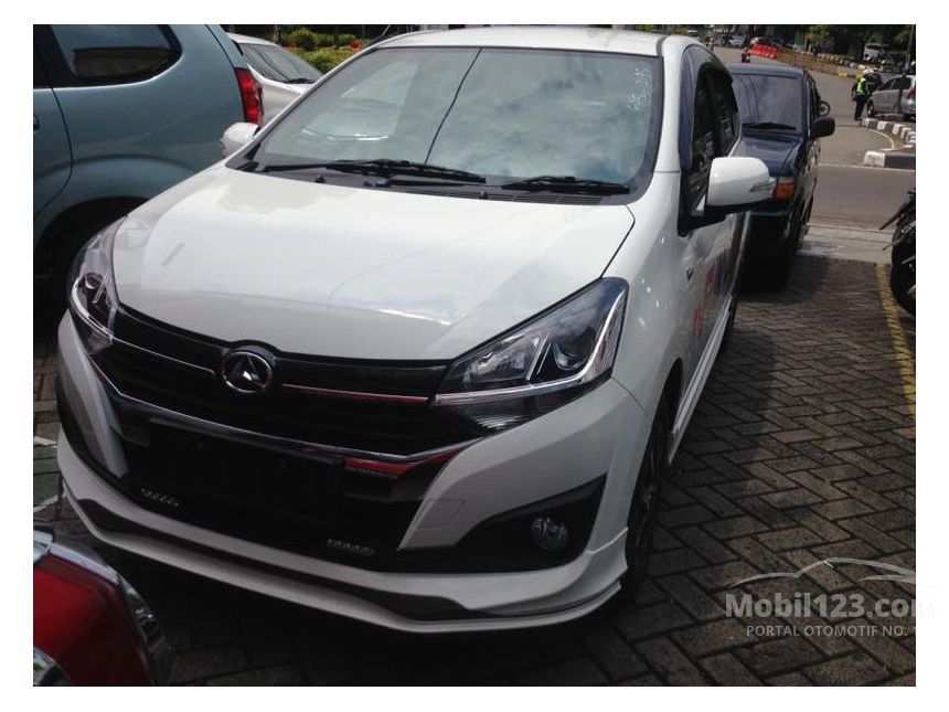 Jual Mobil Daihatsu Ayla 2017 R Deluxe 1.2 di DKI Jakarta 