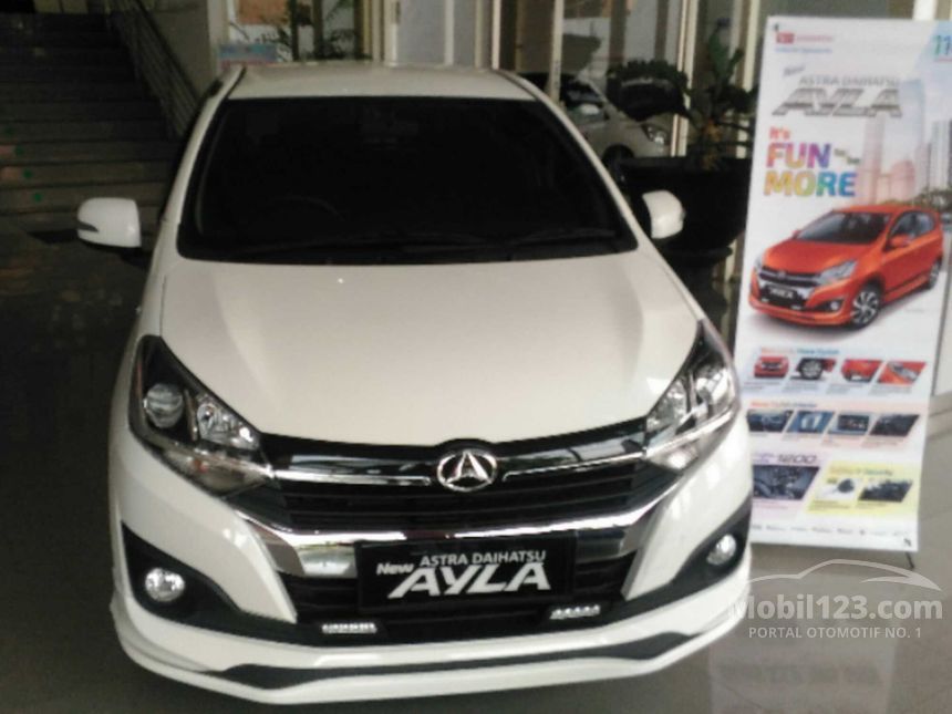 Daihatsu Ayla 2017 X Elegant 1.0 di Jawa Timur Manual Hatchback Putih 