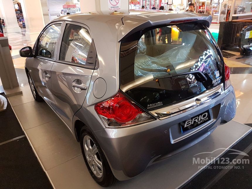 Jual Mobil  Honda  Brio  2019  Satya E 1 2 di DKI Jakarta 