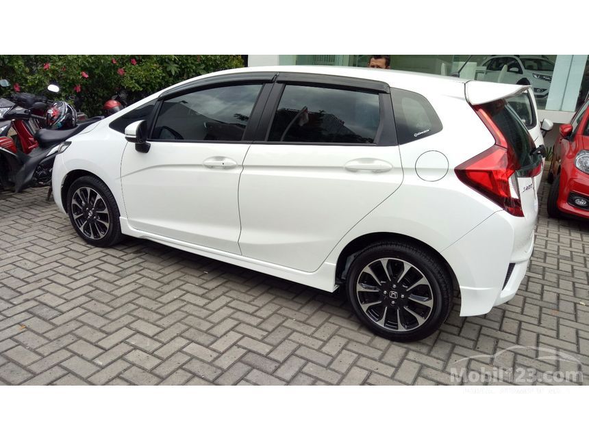 Jual Mobil Honda Jazz 2017 RS 1.5 di Banten Automatic 