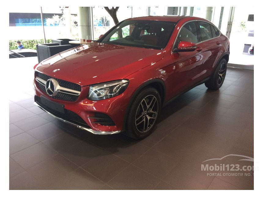 Jual Mobil Mercedes-Benz GLC300 2017 AMG 2.0 di DKI 