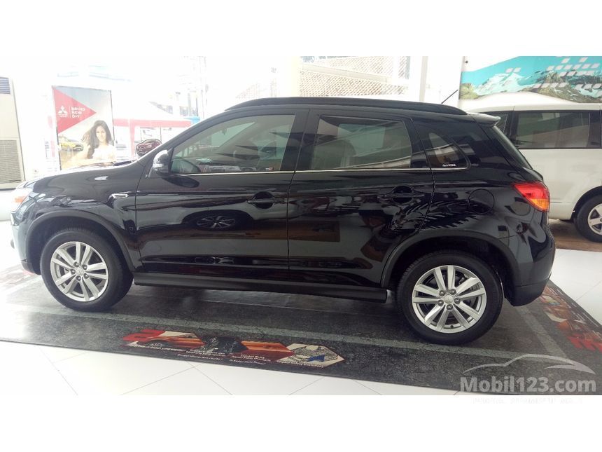 Mitsubishi Outlander Sport 2017 GLX 2.0 di Jawa Barat 