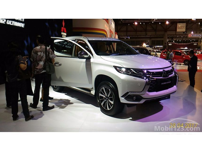 Jual Mobil  Mitsubishi Pajero  Sport  2019 Dakar 2 4 di DKI 