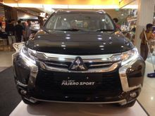 Mitsubishi Pajero Sport 2.5 Exceed 2016 HITAM Promo DP 65 JUTA NEGO SAMPE DEAALL