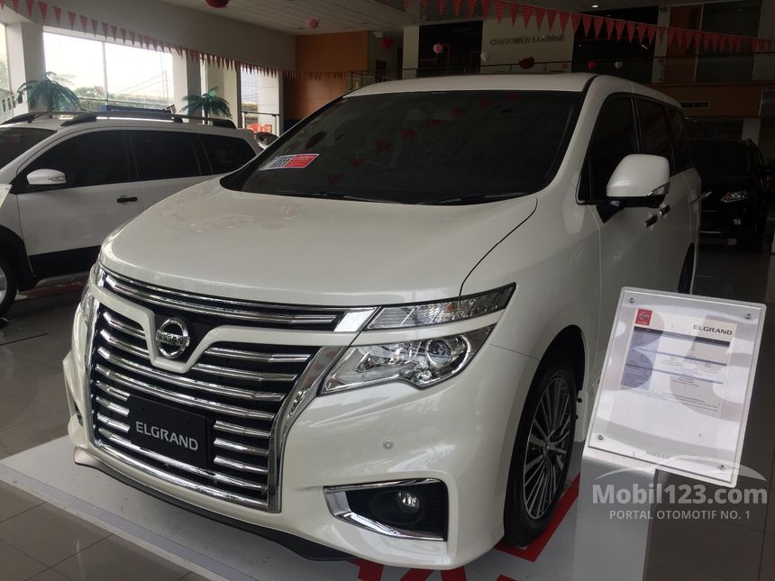 Jual Mobil Nissan Elgrand 2016 Highway Star 2.5 di DKI 