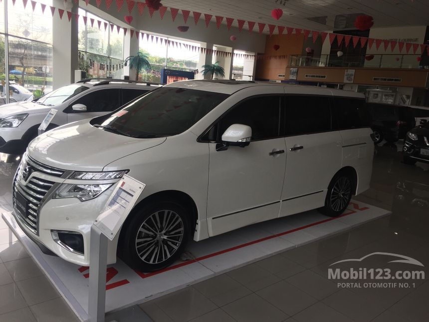 Jual Mobil Nissan Elgrand 2016 Highway Star 2.5 di DKI 