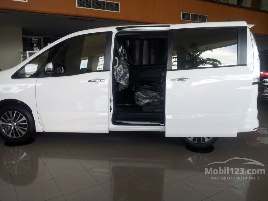 Jual Mobil  Nissan  Serena 2019 Highway Star 2 0 di DKI 