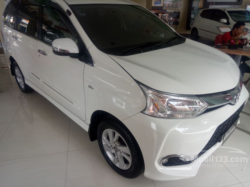 Foto Mobil  Keluarga Merek Avanza Upcomingcarshq com