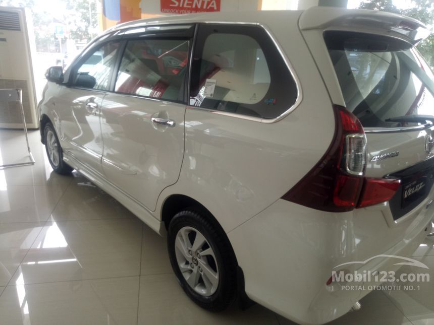 Jual Mobil  Toyota Avanza  2019  Veloz  1 3 di Banten Manual 