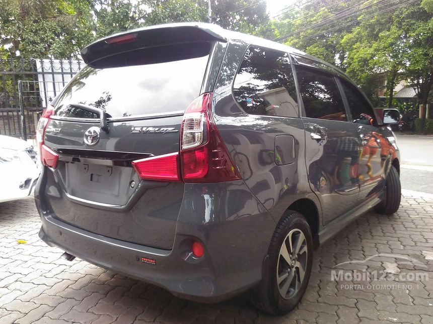 Toyota Avanza  2019  Veloz  1 5 di DKI Jakarta Manual MPV Abu 