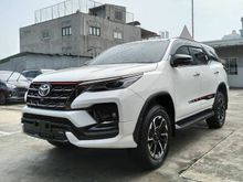 2021 Toyota Fortuner 2,4 TRD SUV