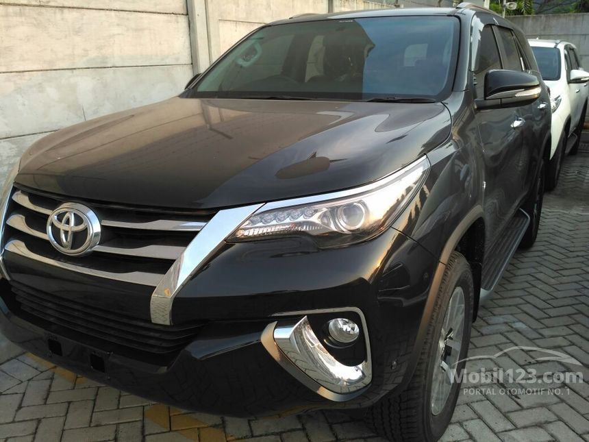 Jual Mobil Toyota Fortuner 2017 VRZ 2.4 di DKI Jakarta 