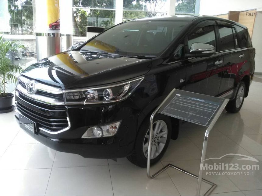 ringan innova cicilan 2017 2.4 MPV Barat Jawa Innova Manual Kijang Toyota di G