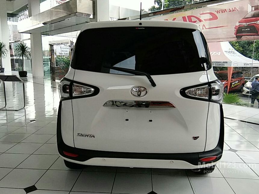 Jual Mobil  Toyota  Sienta  2019 V 1 5 di DKI Jakarta 