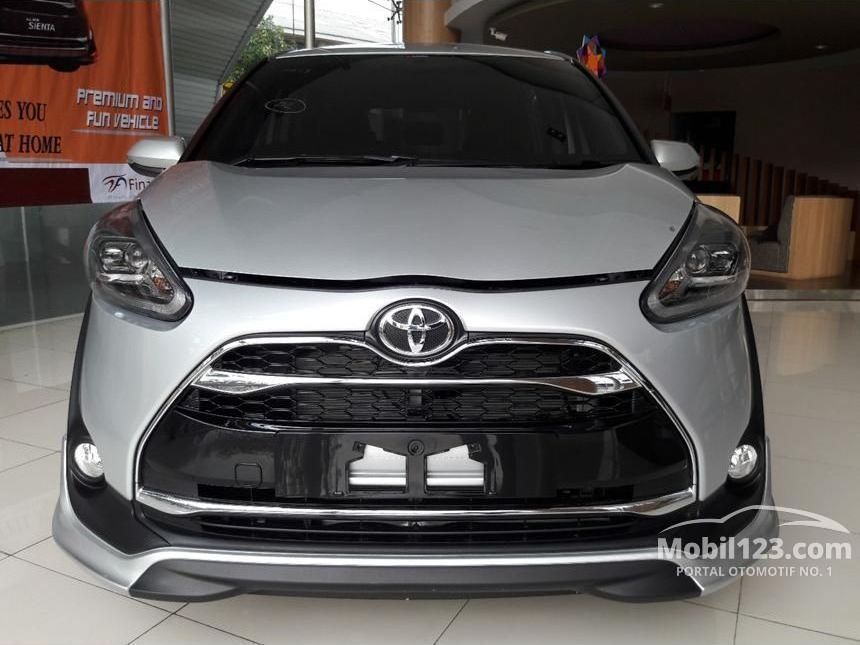 cicilan tanpa mobil dp ringan Jakarta Toyota Jual di 1.5 DKI Sienta V 2017 Mobil