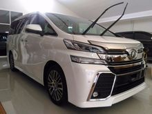 2017 Toyota Vellfire CBU Japan Full Option ZX di malang