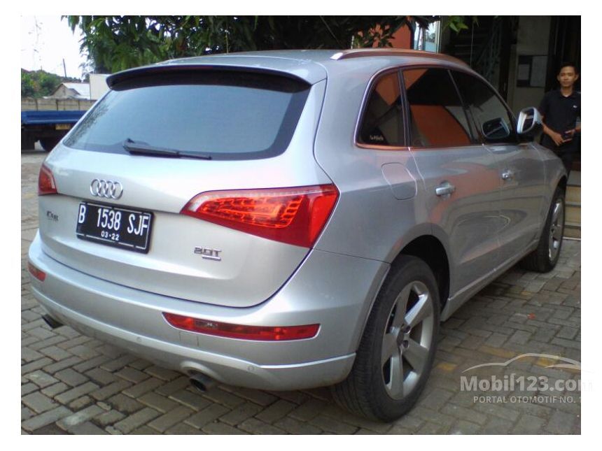 Jual Mobil Audi Q5 2012 2.0 Automatic 2.0 Automatic SUV 