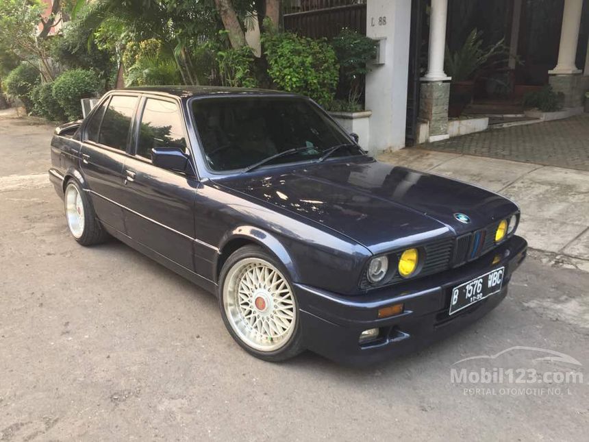 Jual Mobil BMW 318i 1990 1.8 Manual 1.8 di DKI Jakarta 