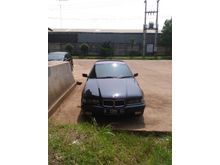1996 BMW 318i 1.8 Manual Sedan