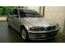 2001 BMW 318i 2.0 Na Sedan