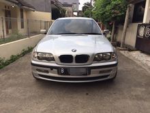 2001 BMW 318i 1.9 Sedan