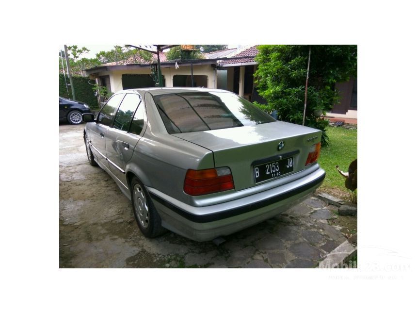 Jual Mobil  BMW  320i 1995  2 0 Manual 2 0 di Jawa Barat 