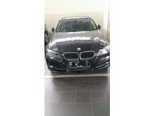 2010 BMW 320i 2.0 Business Edition Sedan