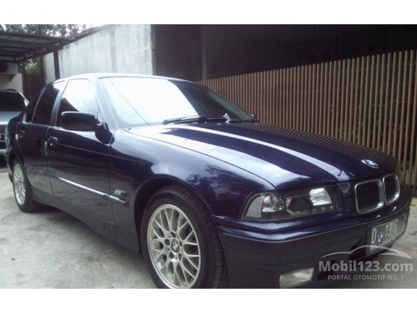 Jual Mobil  BMW  320i 1995  E36 2 0 Automatic 2 0 di Jawa 