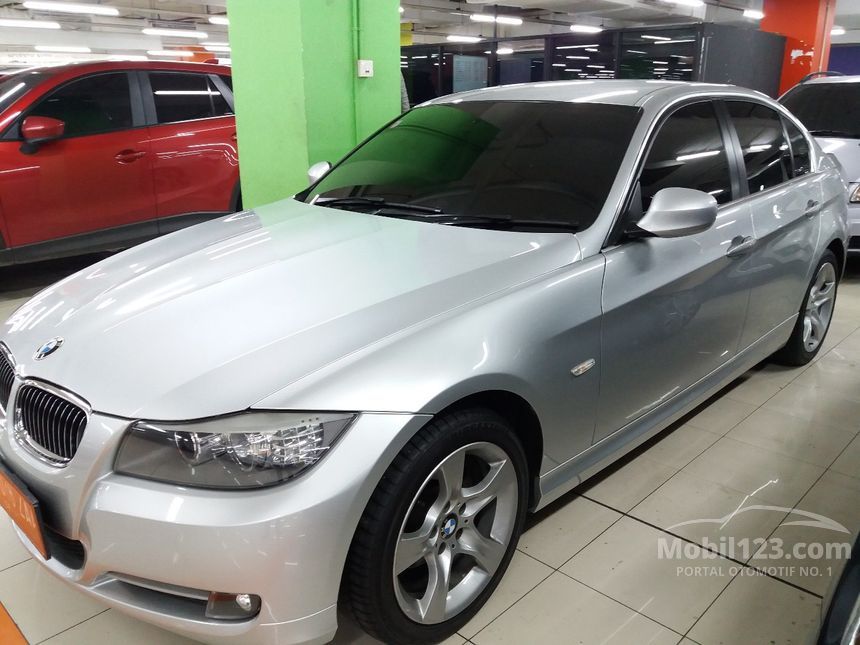 Jual Mobil  BMW  320i 2012 E90 LCI 2 0 di DKI Jakarta 