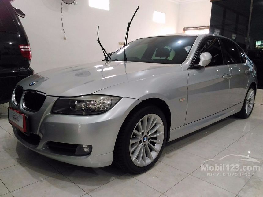 Jual Mobil BMW 320i 2010 2 0 Automatic Sedan Silver Rp 285 Jual Mobil BMW 320i 2010 2 0 Automatic Sedan Silver Rp 285