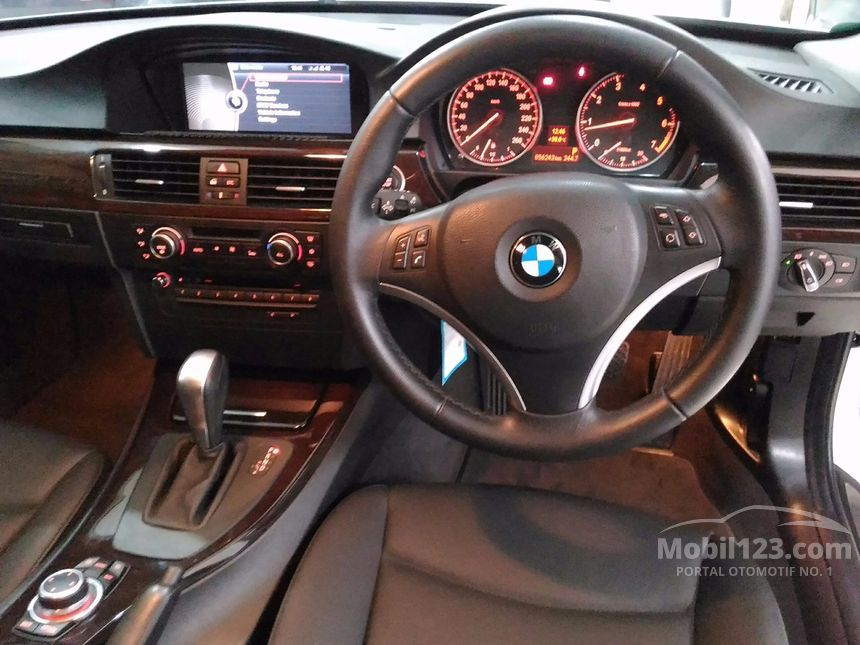 Jual Mobil BMW 320i 2010 2 0 Automatic Sedan Silver Rp 285 Jual Mobil BMW 320i 2010 2 0 Automatic Sedan Silver Rp 285