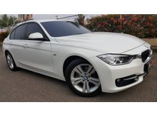 2015 BMW 320i 2.0 Sport km 17 rbuan geess