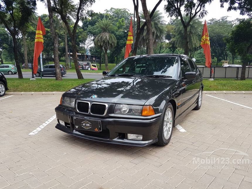  Jual  Mobil  BMW  323i  1998 E36  2 5 2 5 di Banten Automatic 