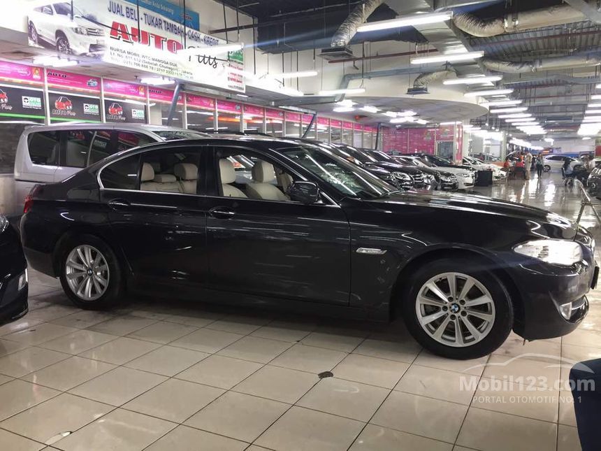 92 INFO  KREDIT  BMW 520I BEKAS  2021 INFO  KREDIT 