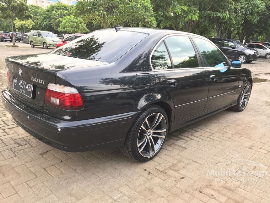 BMW 520i 2004 2.2 di DKI Jakarta Automatic Sedan Hitam Rp 