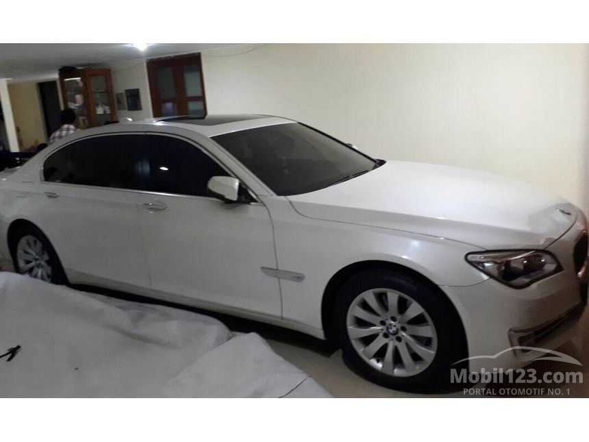 Jual Mobil BMW 730Li 2013 730Li 3.0 di DKI Jakarta 