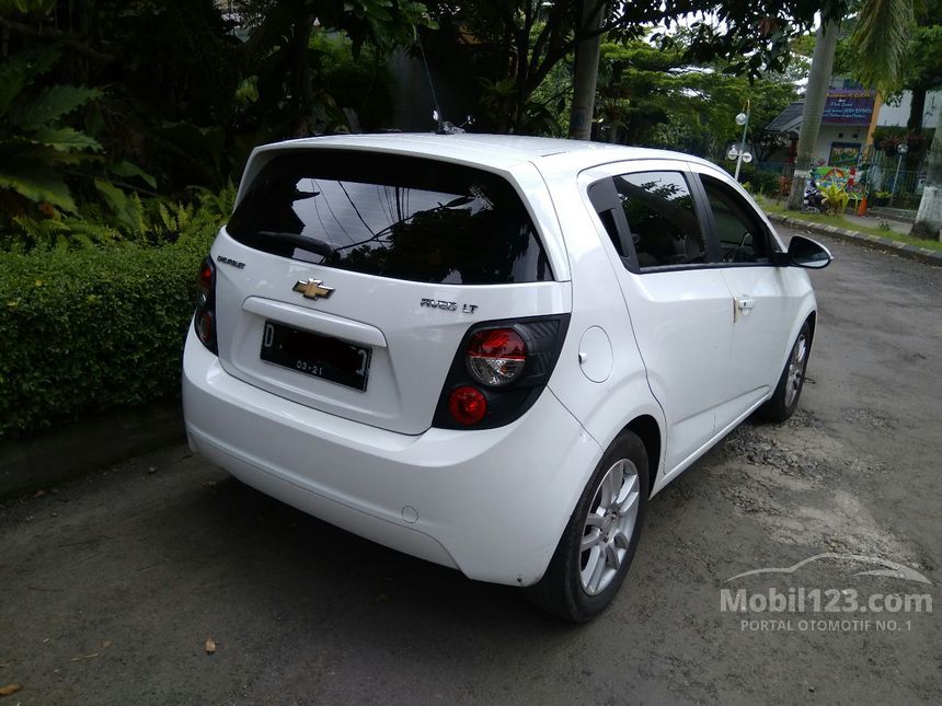 Jual Mobil Chevrolet Aveo 2014 LT 1.4 di Jawa Barat 