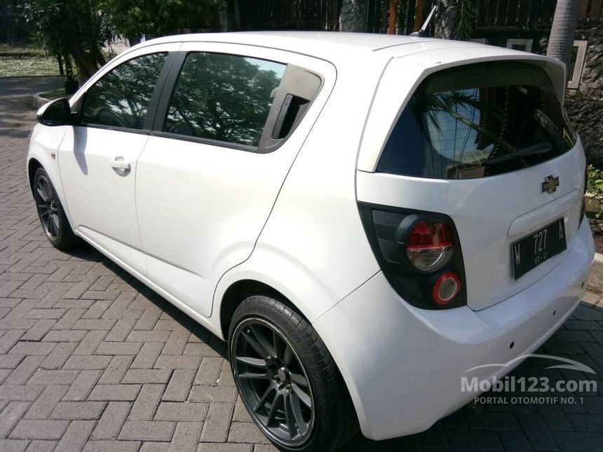 Jual Mobil  Chevrolet  Aveo  2012 LT 1 4 di Jawa Timur 