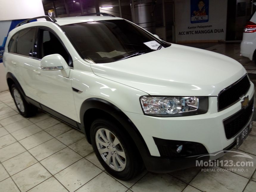 Jual Mobil Chevrolet Captiva 2011 iPearli White 2 0 di DKI 