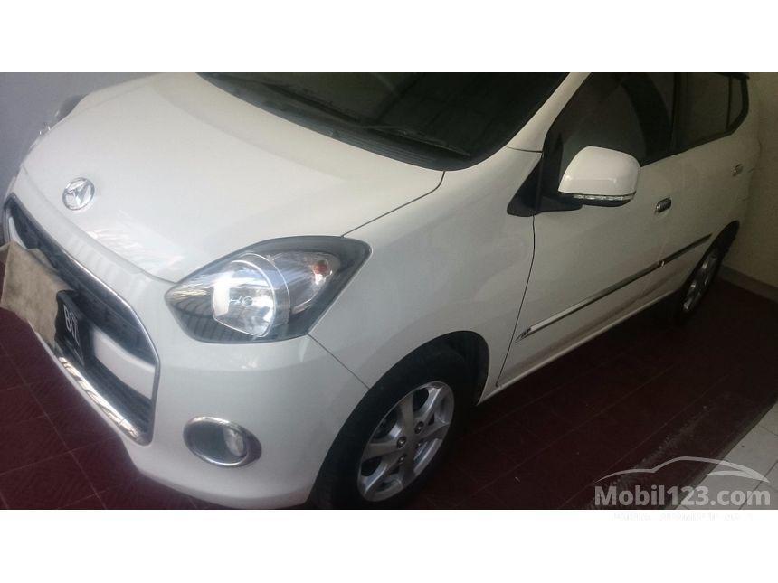 Daihatsu Ayla 2015 X Elegant 1.0 di DKI Jakarta Manual Hatchback Putih 