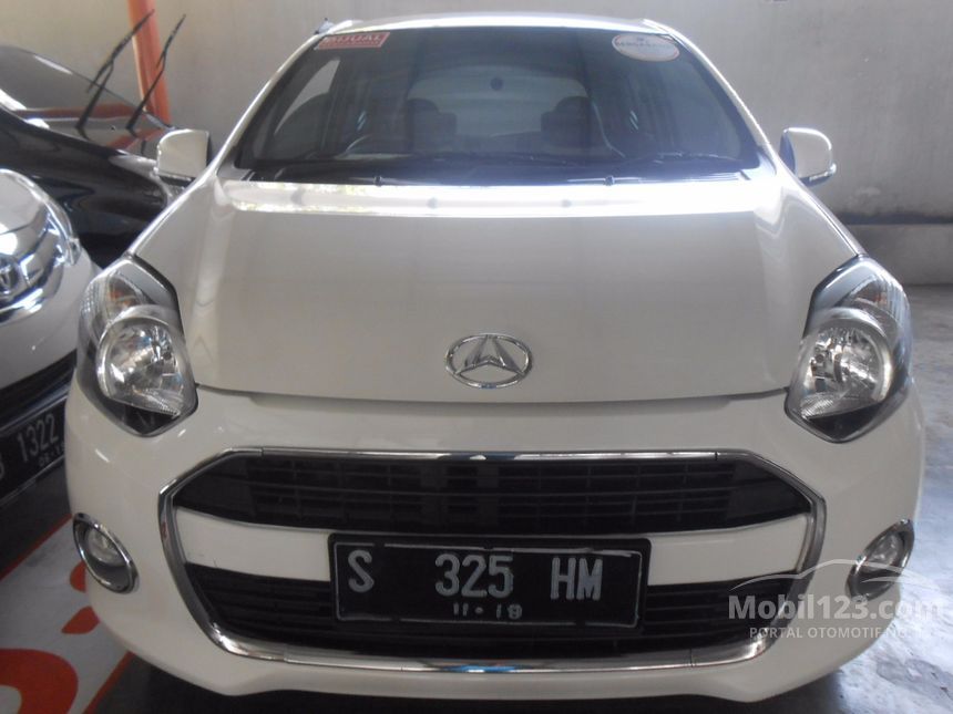 Jual Mobil Daihatsu Ayla 2014 X 1.0 di Jawa Timur 