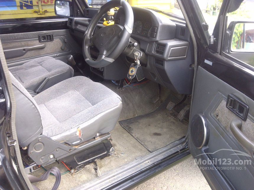 Daihatsu Feroza 1997 1 6 di Jawa Timur Manual Jeep Hitam Daihatsu Feroza 1997 1 6 di Jawa Timur Manual Jeep Hitam