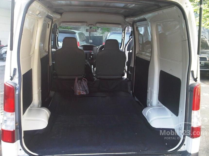 Jual Mobil Daihatsu Gran Max Blind Van 2014 1.3 di DKI 