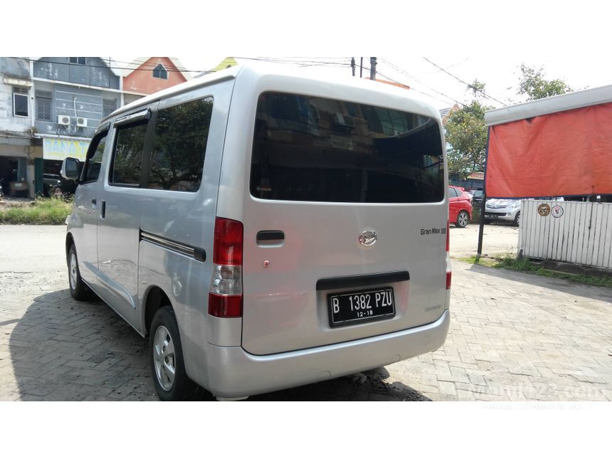 harga mobil bekas daihatsu grand max 2013 informasi harga 