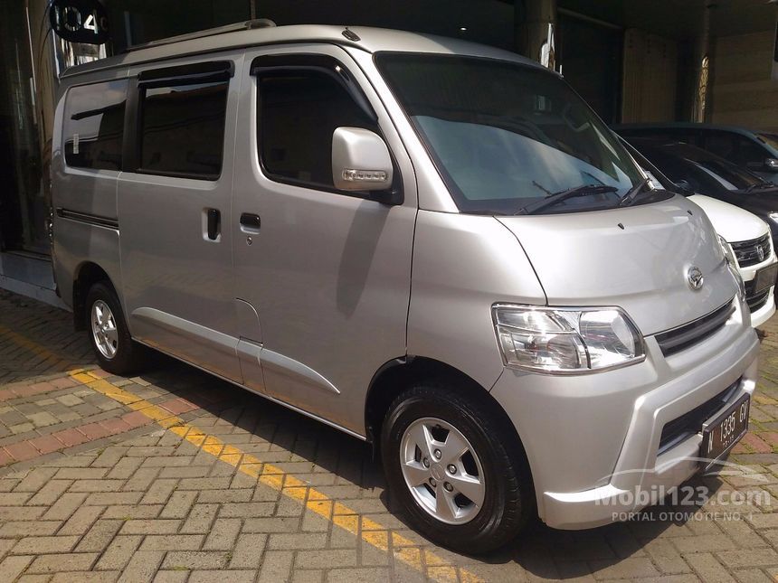 Daihatsu Gran Max 2014 D 1.5 di Jawa Timur Manual Van 