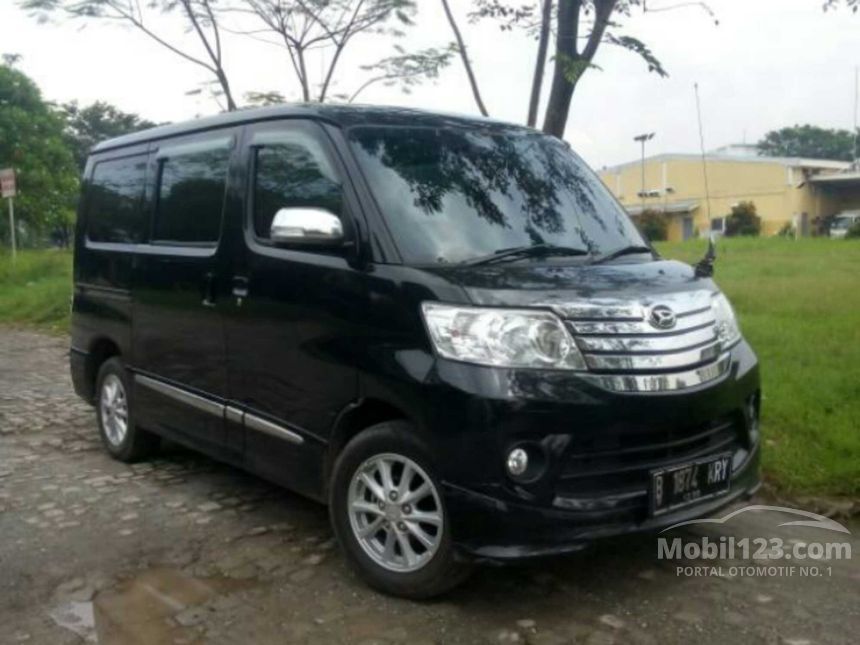 Daihatsu Luxio 2015 X 1.5 di Jawa Barat Automatic MPV 