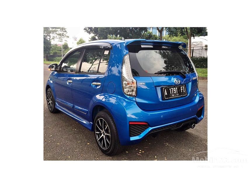 Jual Mobil Daihatsu Sirion 2015 D FMC DELUXE 1.3 di DKI 